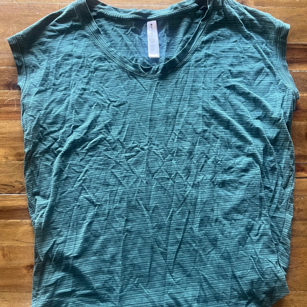 Athleta shirt